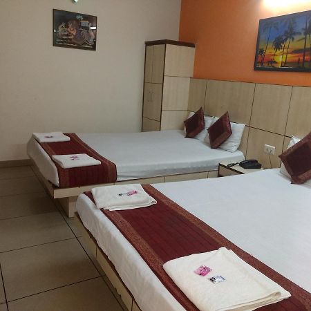 Hotel Sun Village Near New Delhi Railway Station Exterior foto