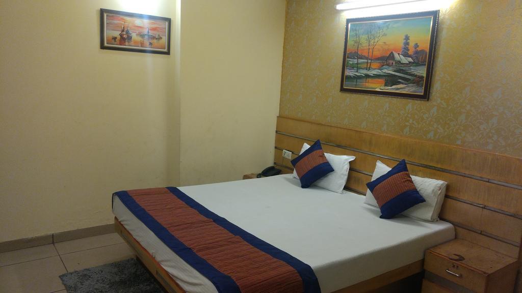 Hotel Sun Village Near New Delhi Railway Station Exterior foto