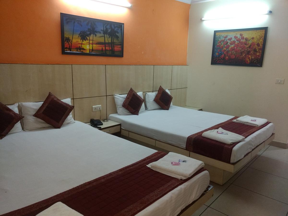 Hotel Sun Village Near New Delhi Railway Station Exterior foto